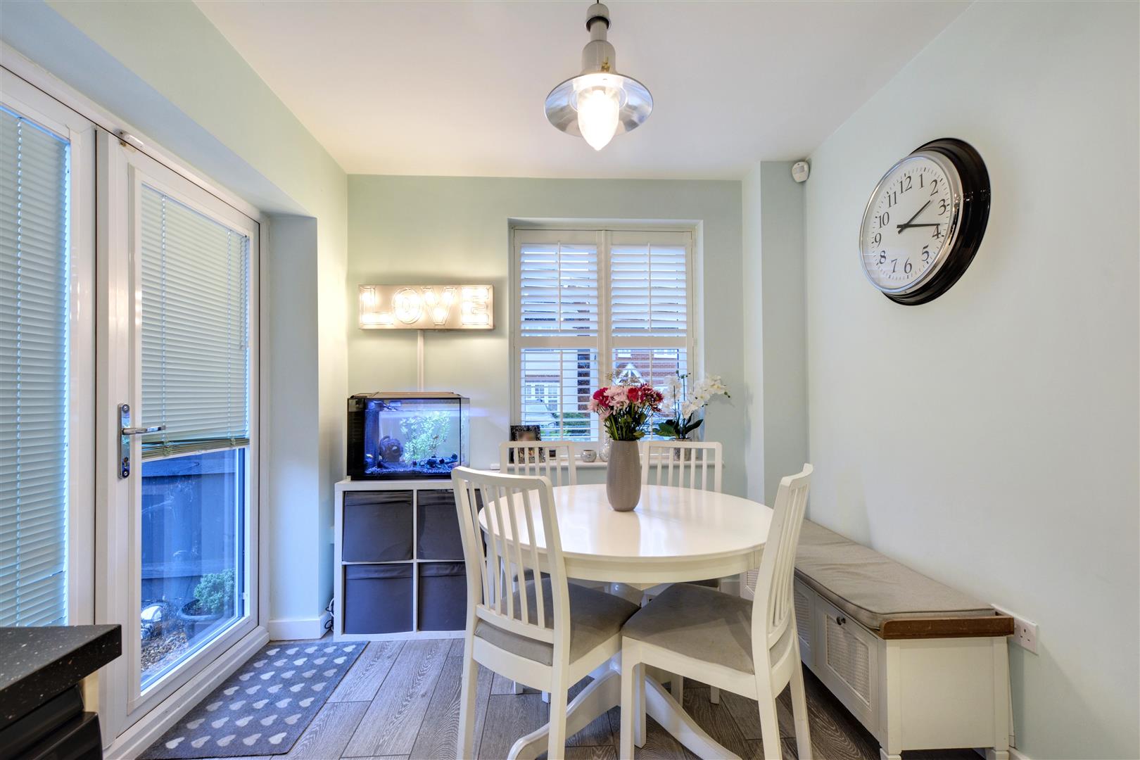 Dining Nook — Before